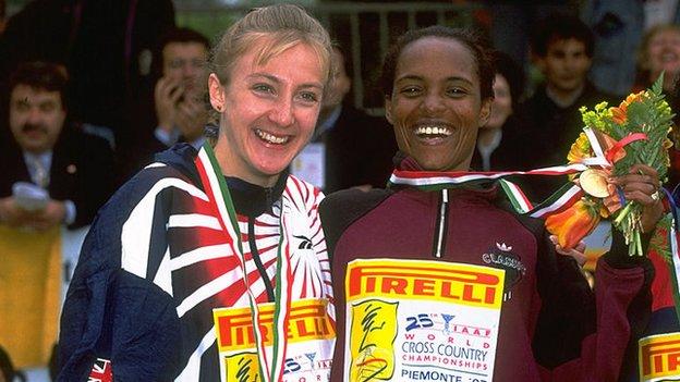 Paula Radcliffe and Derartu Tulu